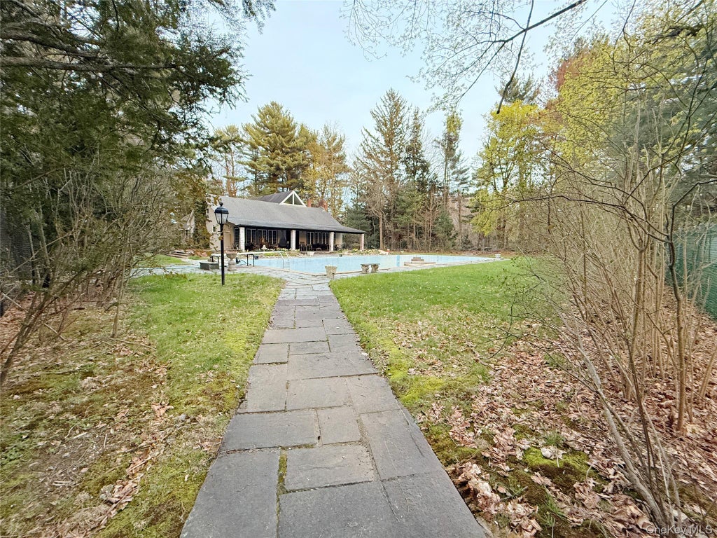 Photo of 8 Woodstock Court, Muttontown, NY 11771 (MLS # 1035521)