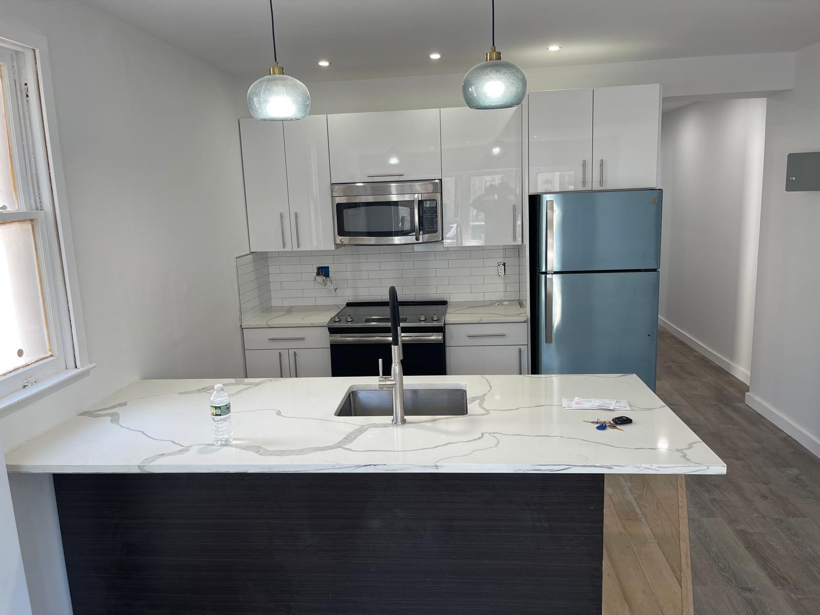 Rental Property at 90 Street, Woodhaven, Queens, NY - Bedrooms: 3 
Bathrooms: 1 
Rooms: 4  - $3,000 MO.