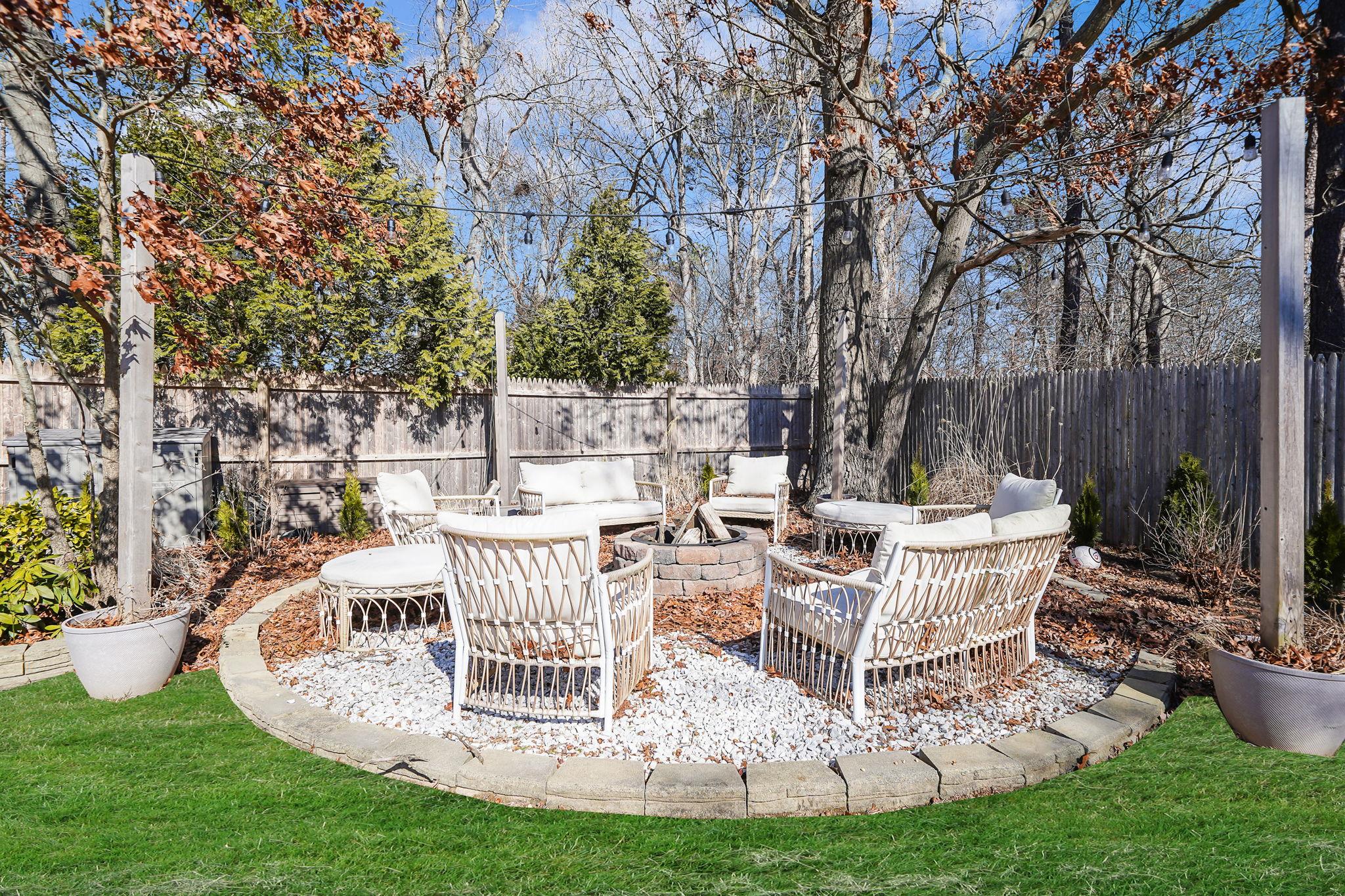 9 Sandy Hollow Lane, Ridge, New York image 28