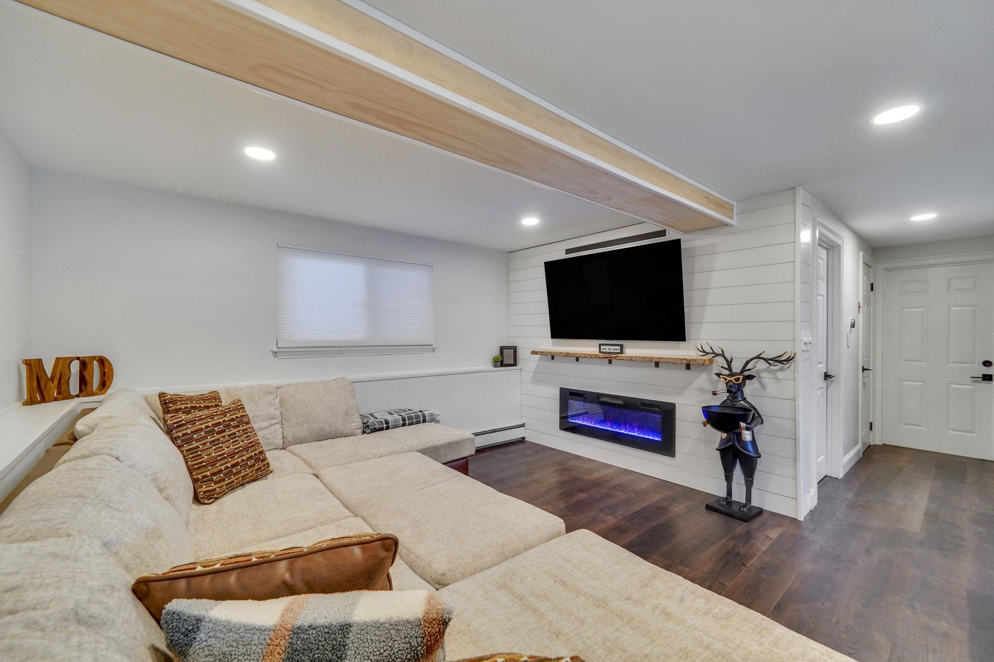 9 Sandy Hollow Lane, Ridge, New York image 21