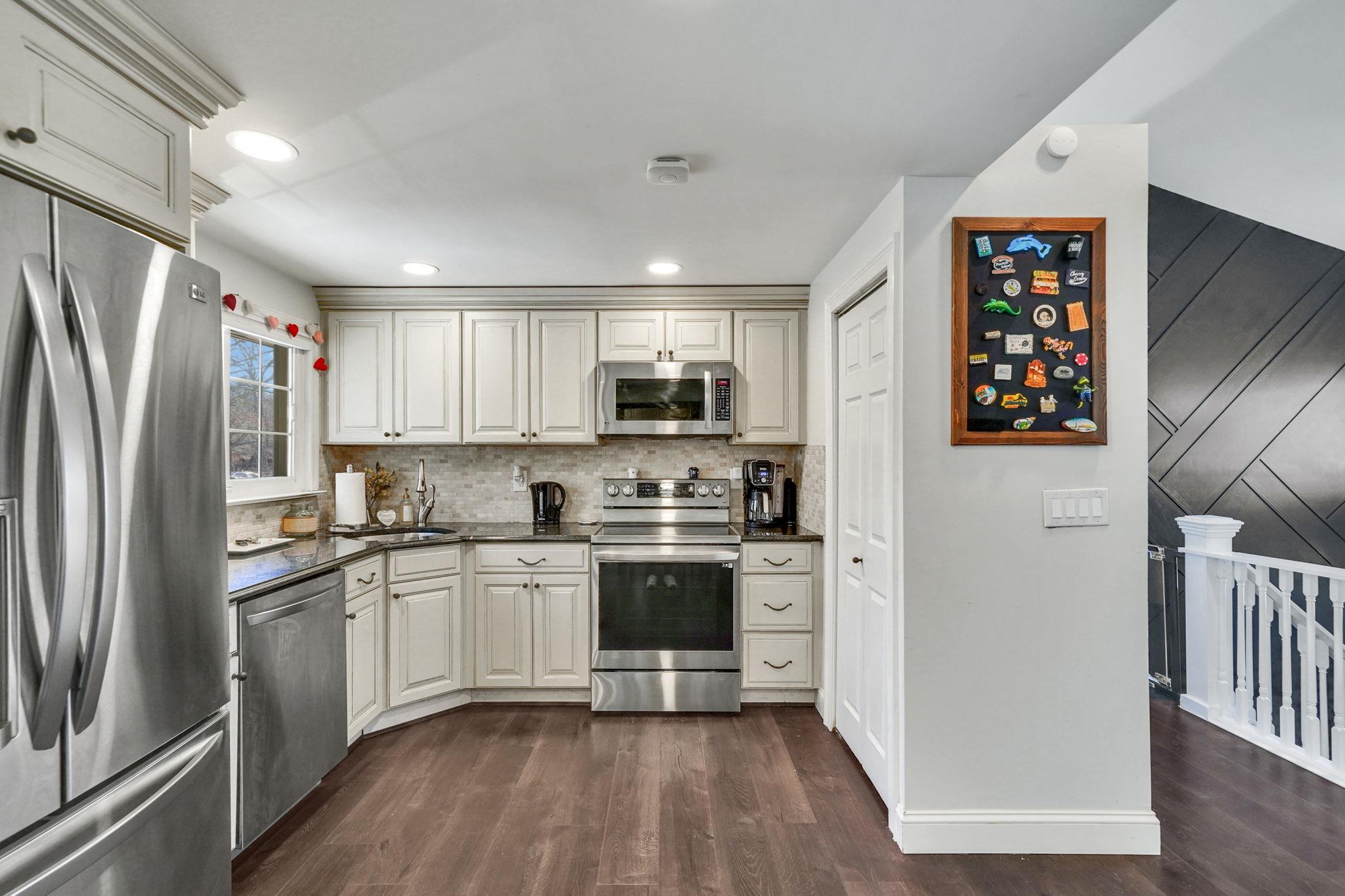 9 Sandy Hollow Lane, Ridge, New York image 10
