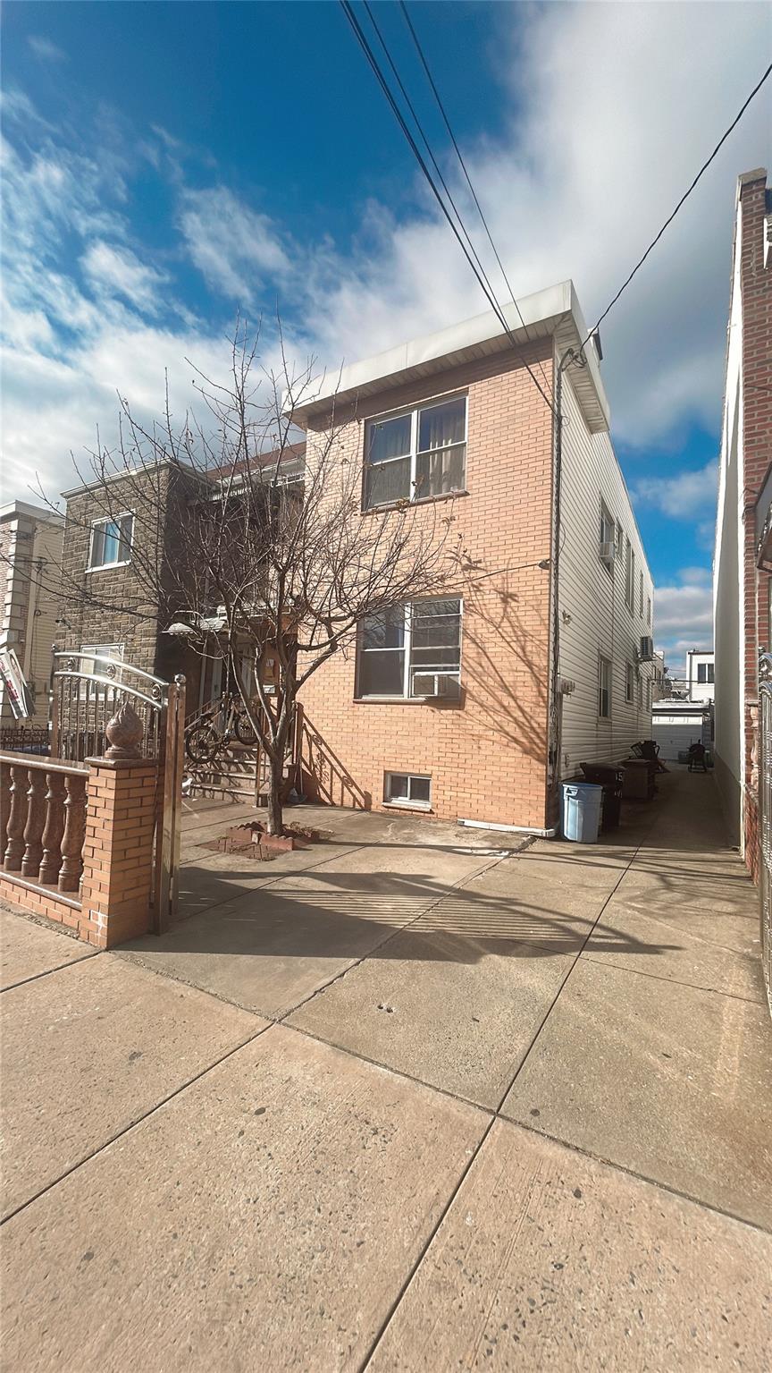 158 Bay 38th Street