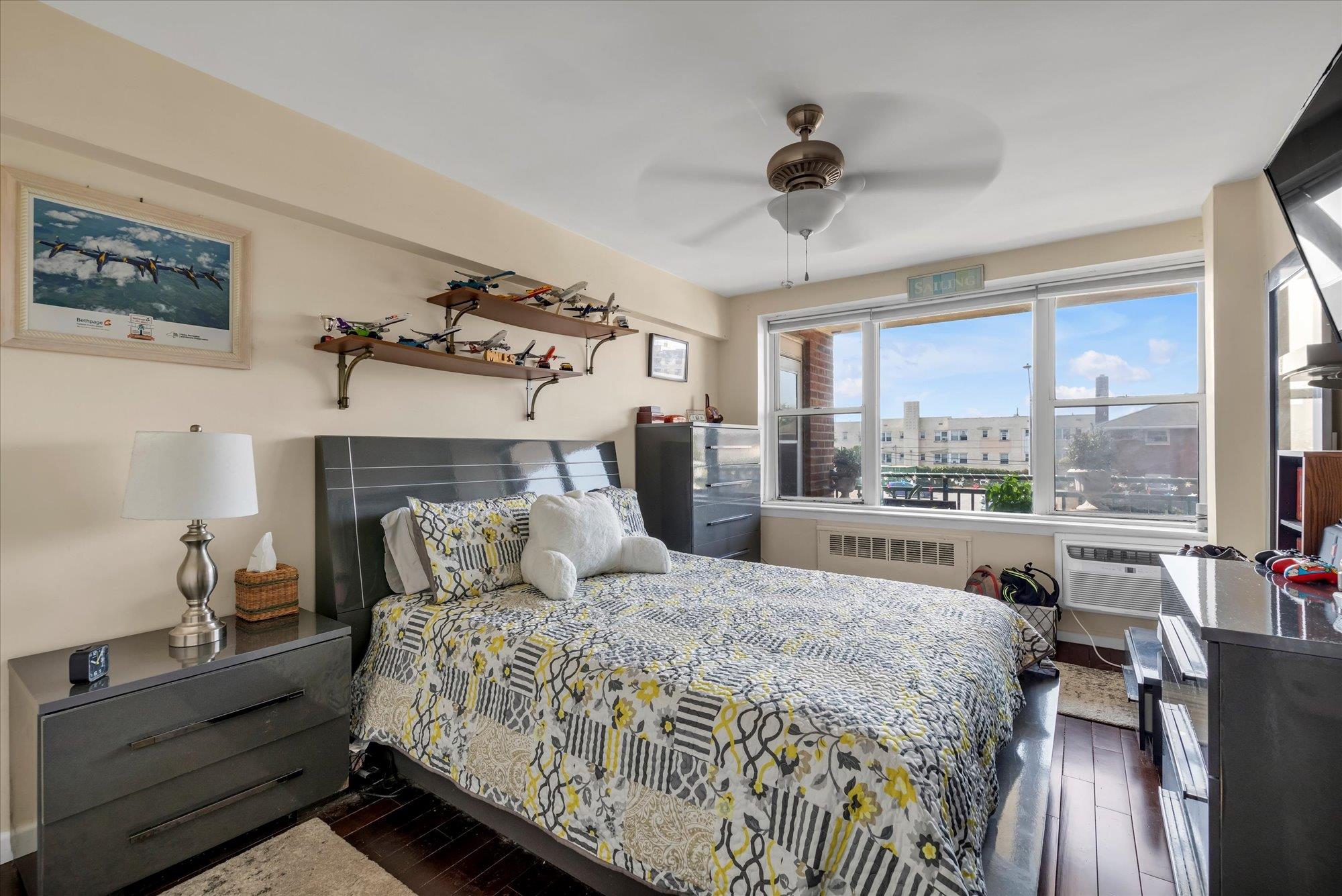 333 E Broadway #1D, Long Beach, New York image 13