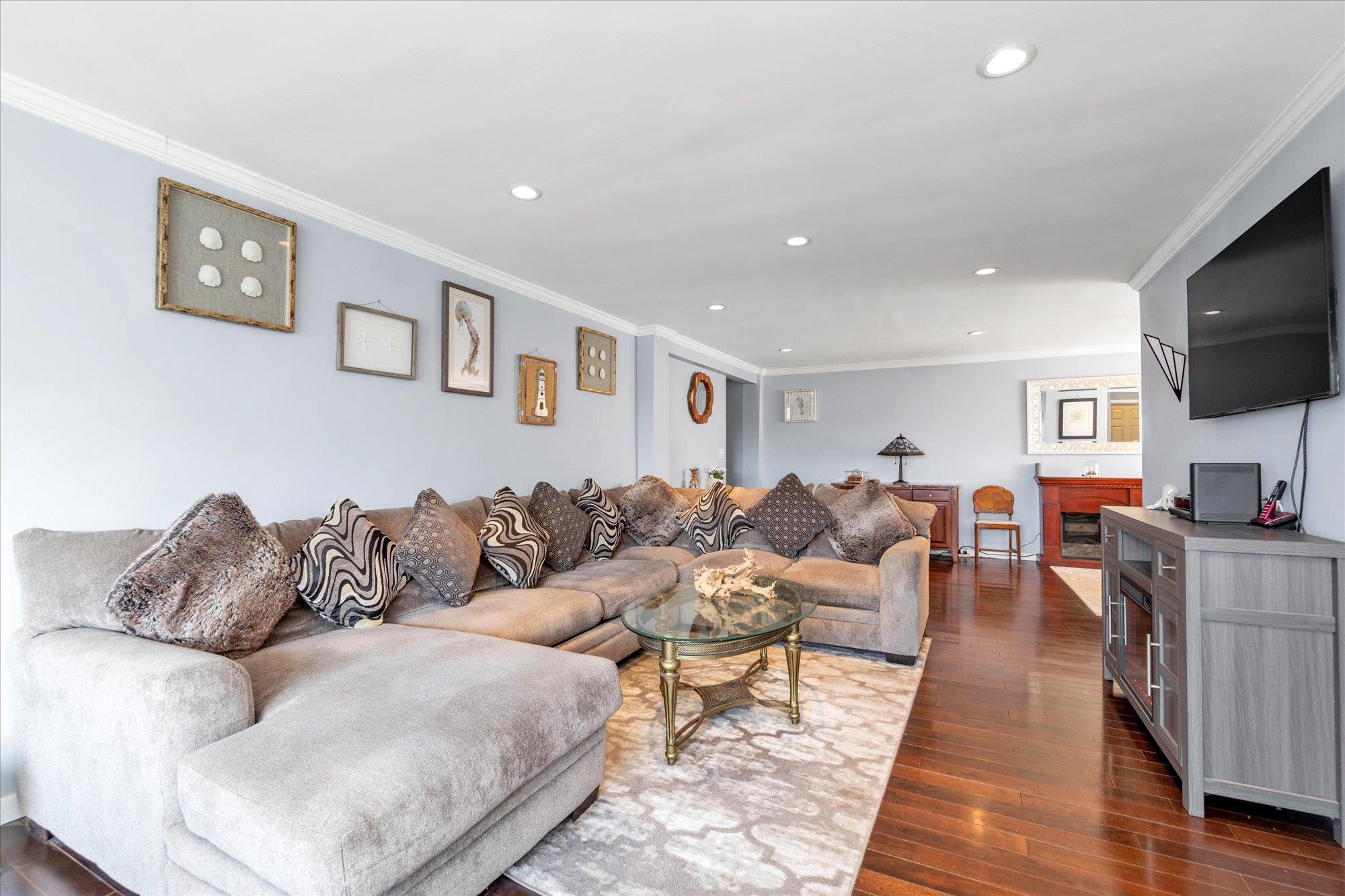 333 E Broadway #1D, Long Beach, New York image 5