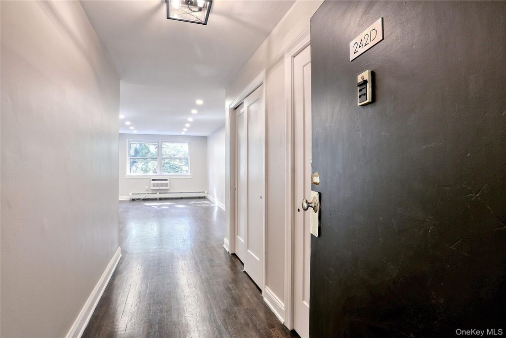Photo of 242 Kearsing Parkway #D, Monsey, NY 10952 (MLS # 997765)