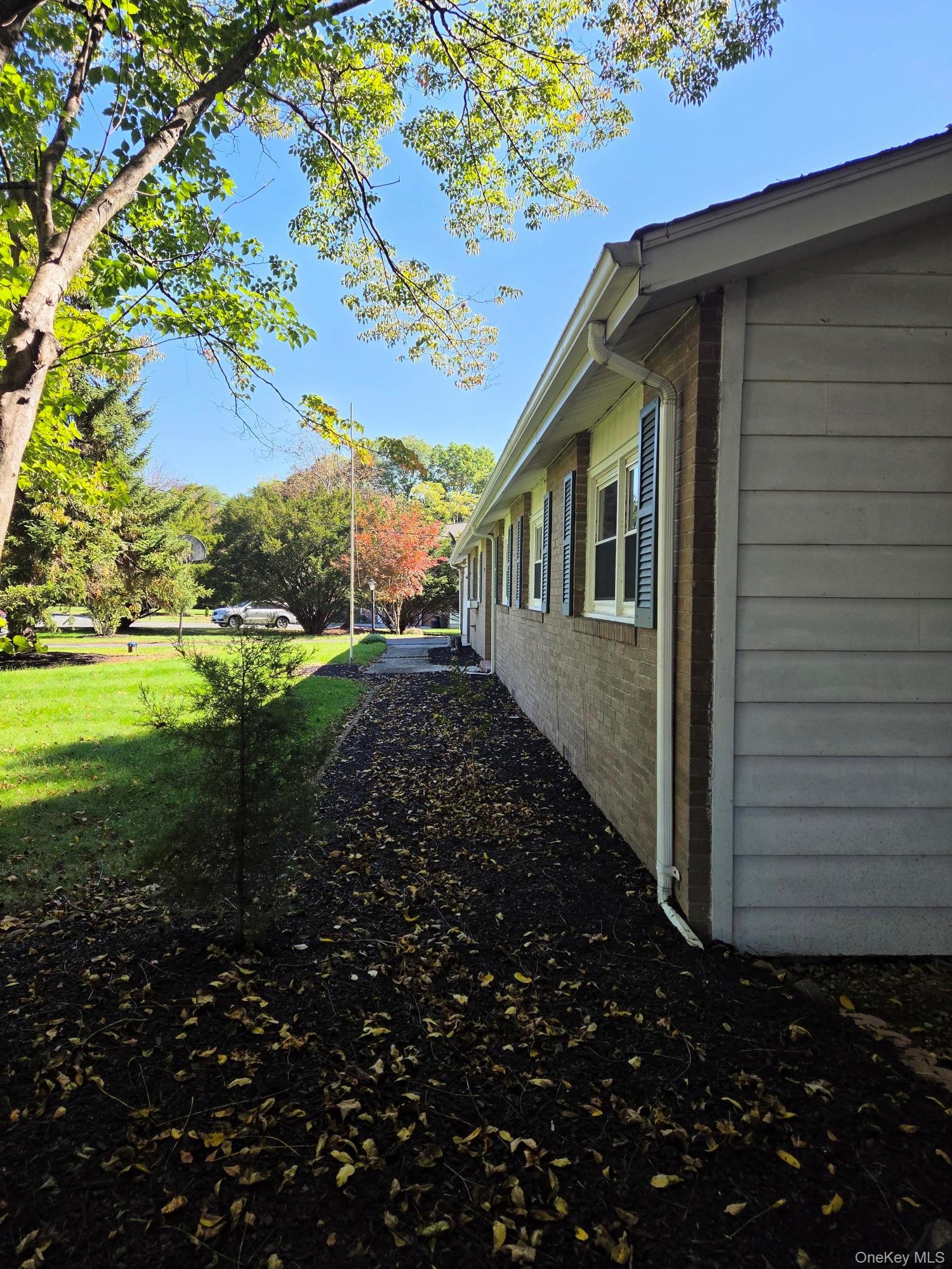 17 Nanuwitt Lane