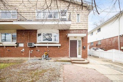 7918 149th Avenue Howard Beach NY 11414