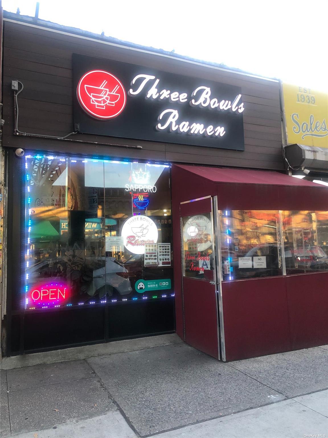 Property for Sale at Roosevelt Avenue, Woodside, Queens, NY -  - $165,000