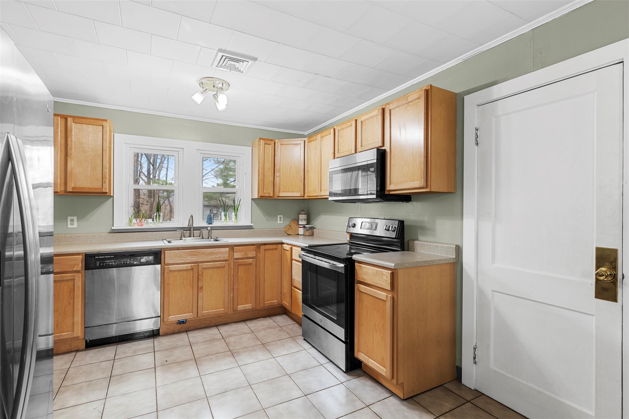 59 Elting Avenue, New Paltz, New York image 7
