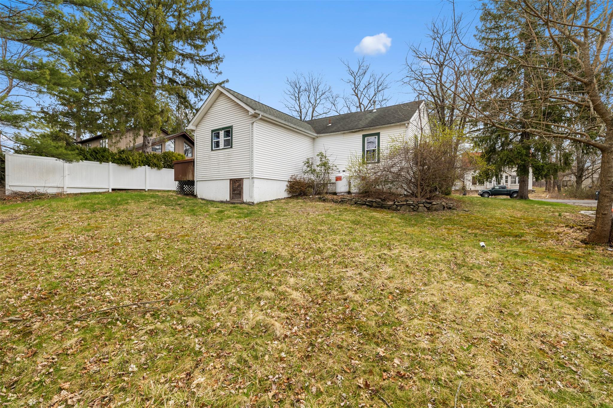 59 Elting Avenue, New Paltz, New York image 3