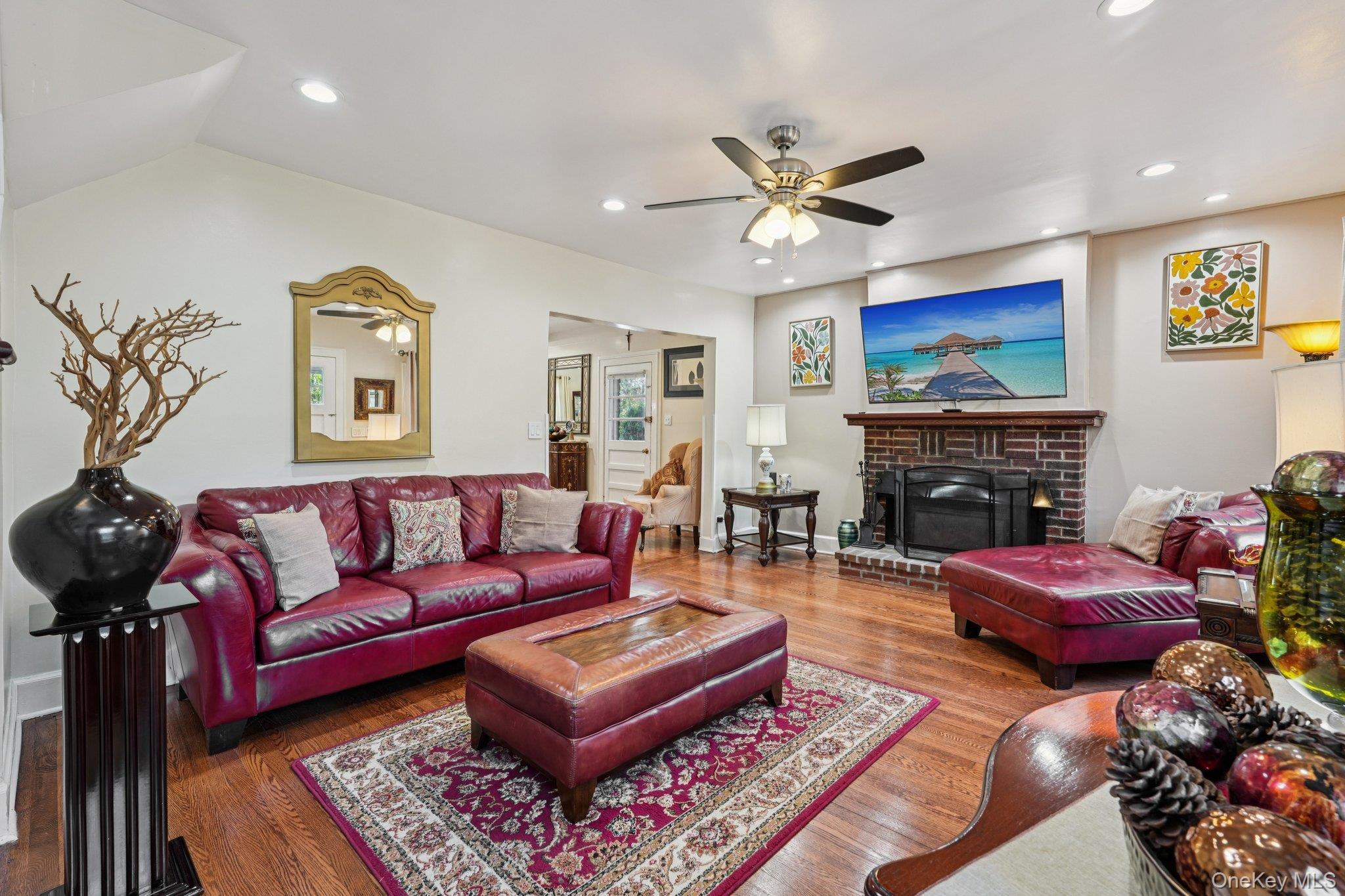 194 Valentine Street