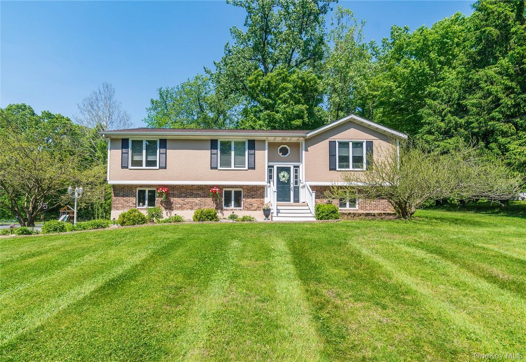 Photo of 85 Bellevue Road, Highland, NY 12528 (MLS # 1003620)