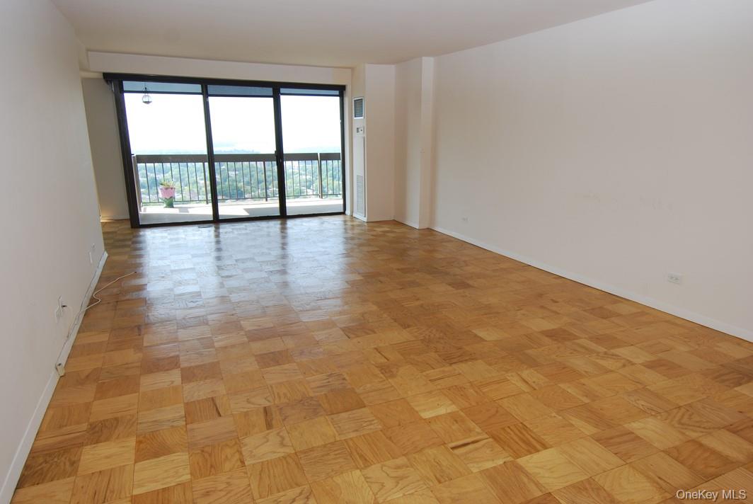 27110 Grand Central Parkway 28H