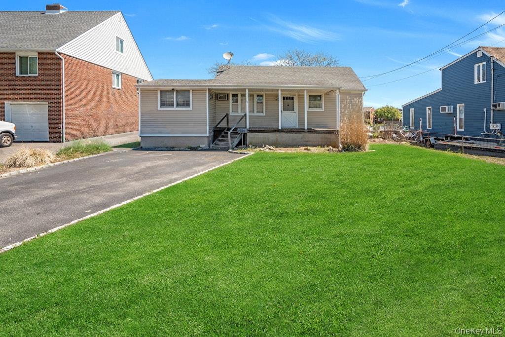 144 W Lake Drive