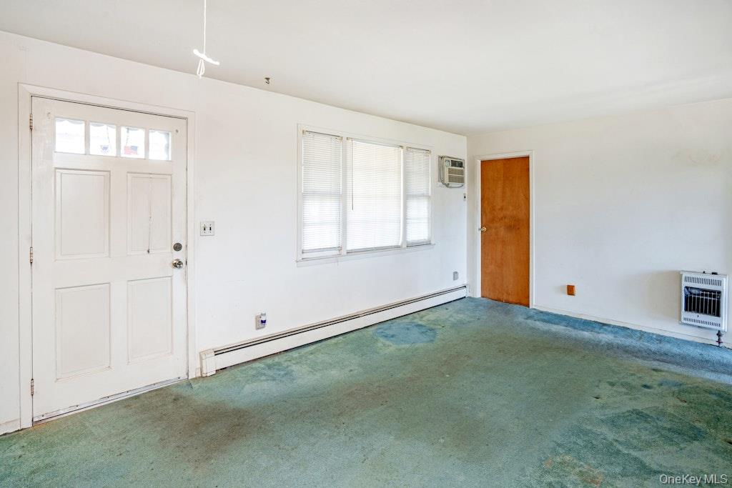 144 W Lake Drive