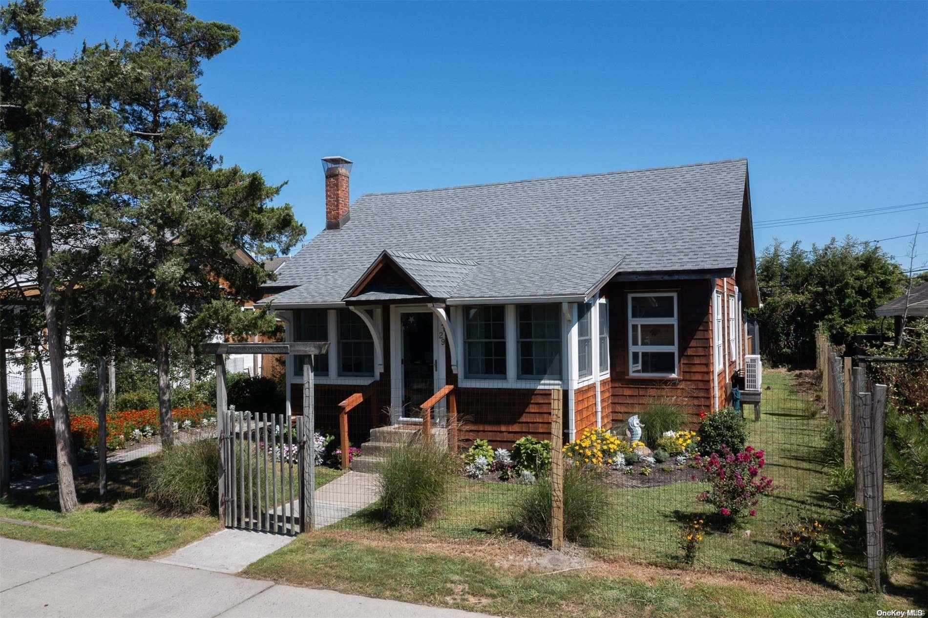 Property for Sale at Ocean Road, Ocean Beach, Hamptons, NY - Bedrooms: 3 
Bathrooms: 2  - $1,350,000