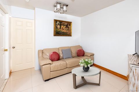 5310 90th Street 4A Elmhurst NY 11373