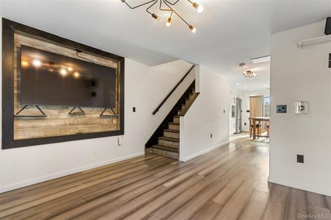 106 Remington New Rochelle NY 10801