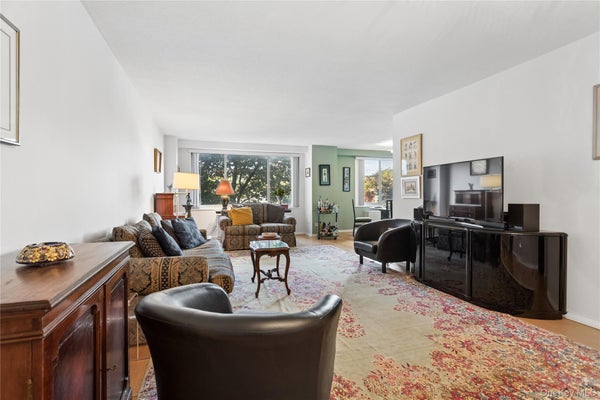 3333 HENRY HUDSON PKWY APT 2A, BRONX, NY 10463 - Image e6b37ea5a8b09ec5584976c2a4be04d3/1034986310