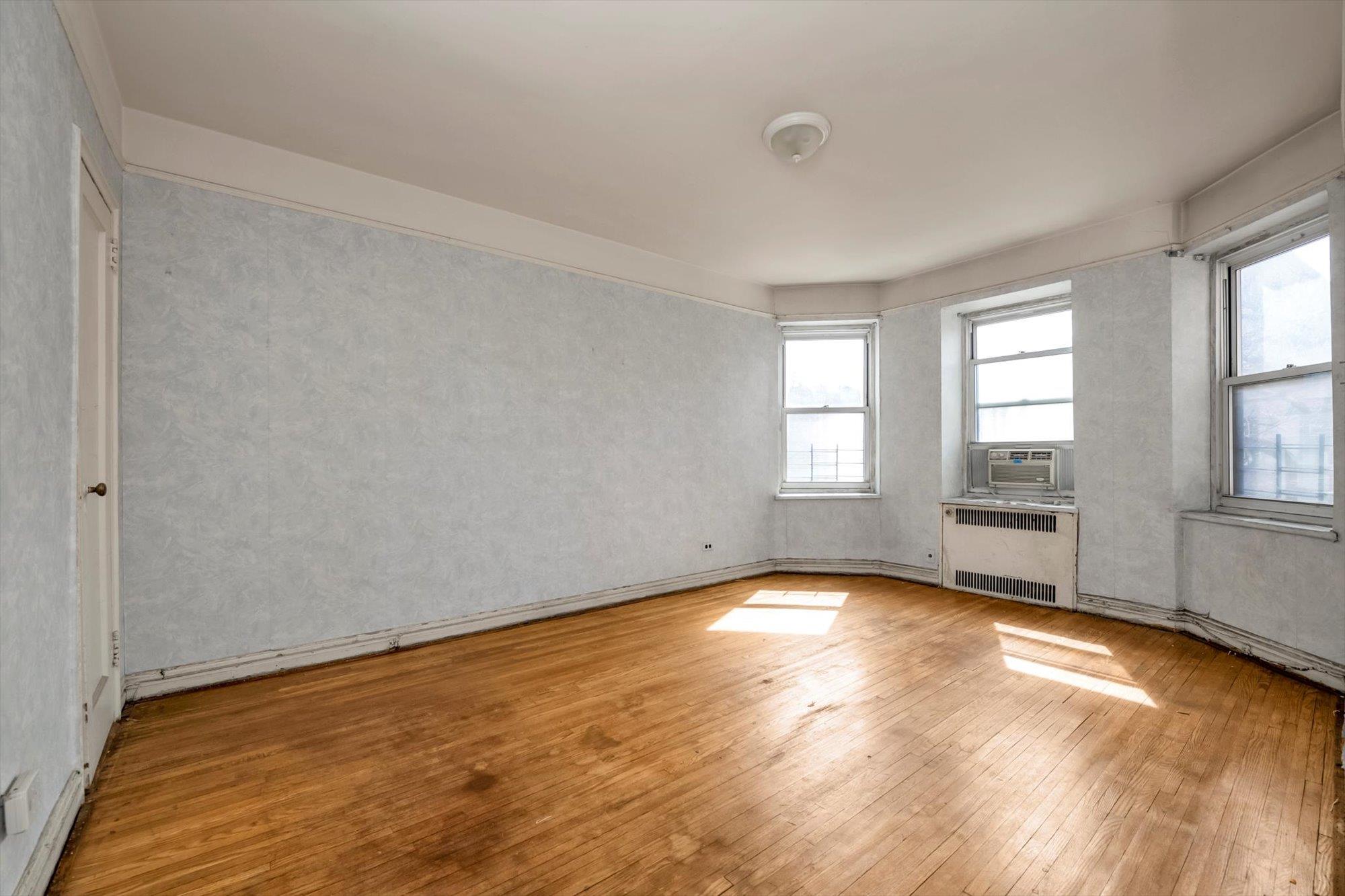 6141 Saunders Street #B38, Rego Park, New York image 3