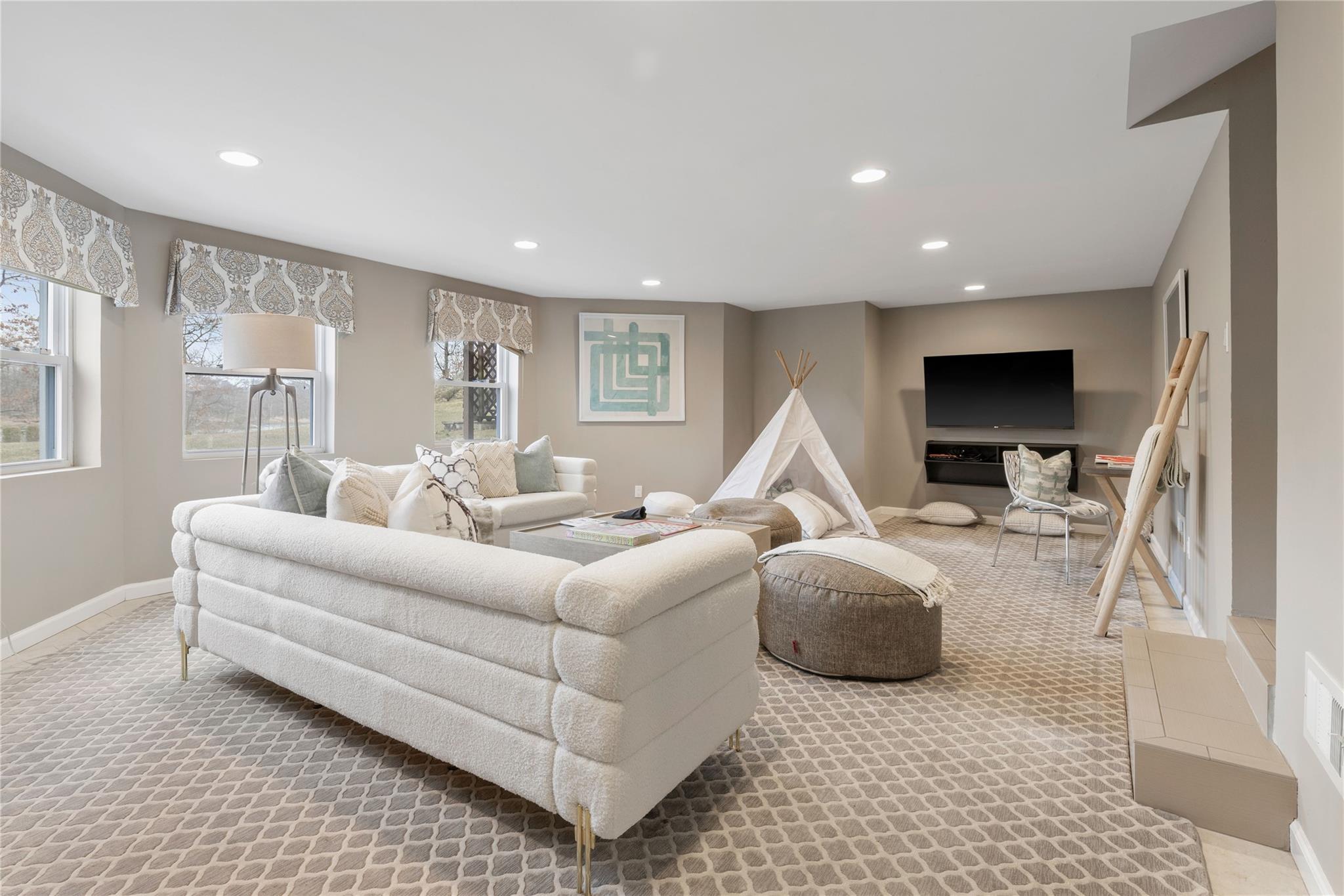 17 Hook Road, Rye, New York image 31