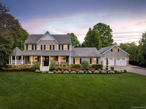 Homes For Sale - 25 Fawn Crossing<br/> Wading River, NY 11792