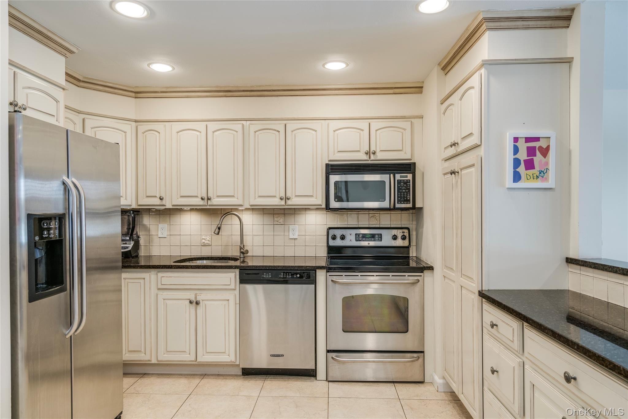 100 Woodlake Drive W