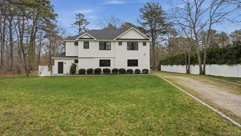 Photo for 420 Maple Avenue S