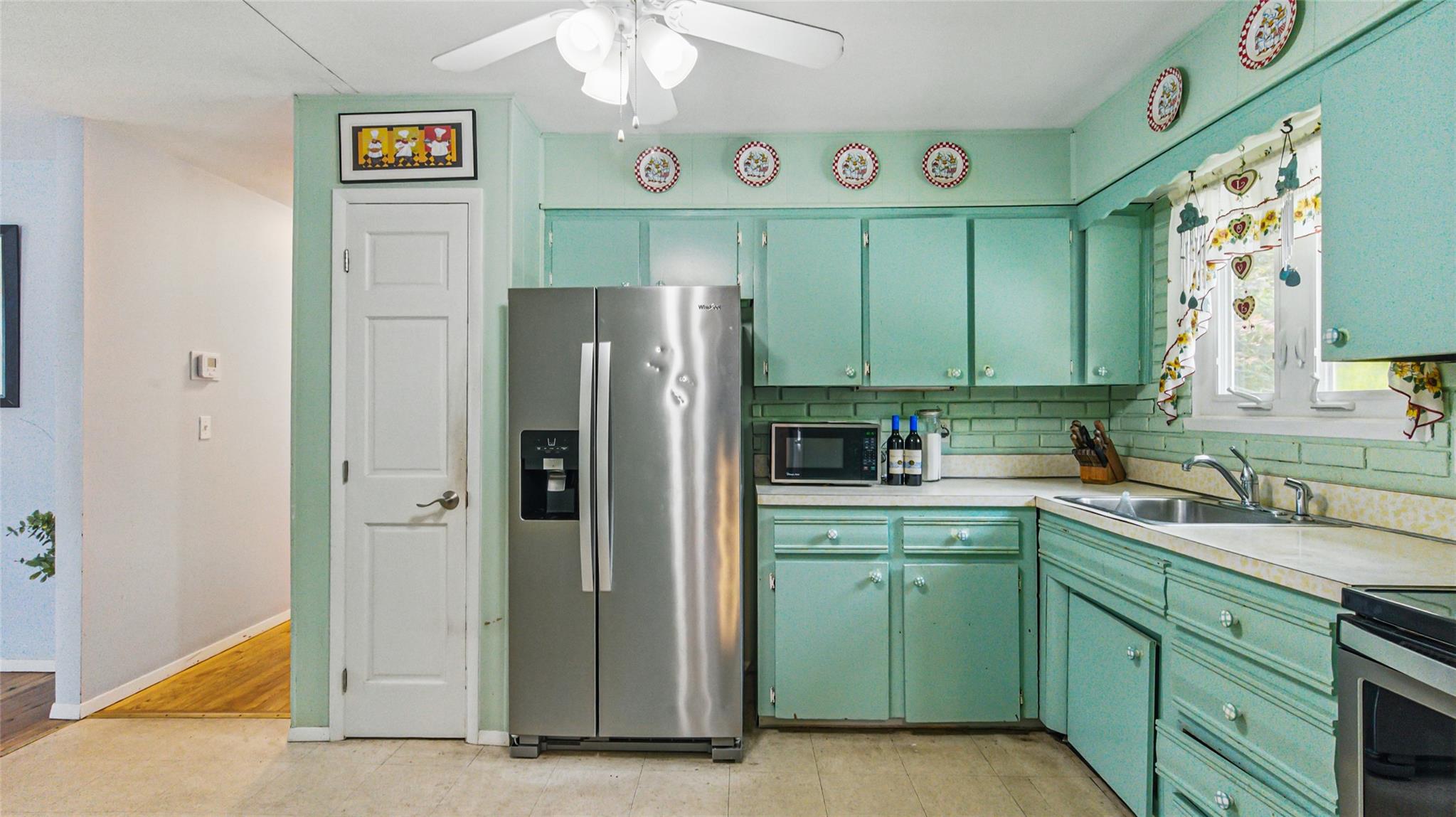 70 Pennwood Drive, Mastic Beach, New York image 8