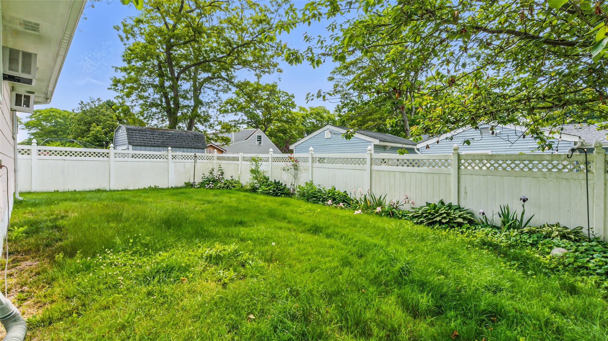 70 Pennwood Drive, Mastic Beach, New York image 22
