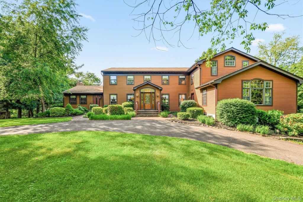 Photo of 309 Beattie Road, Washingtonville, NY 10992 (MLS # 1010763)