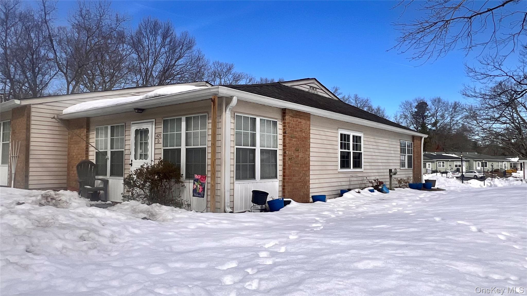 421 Weymouth Court D