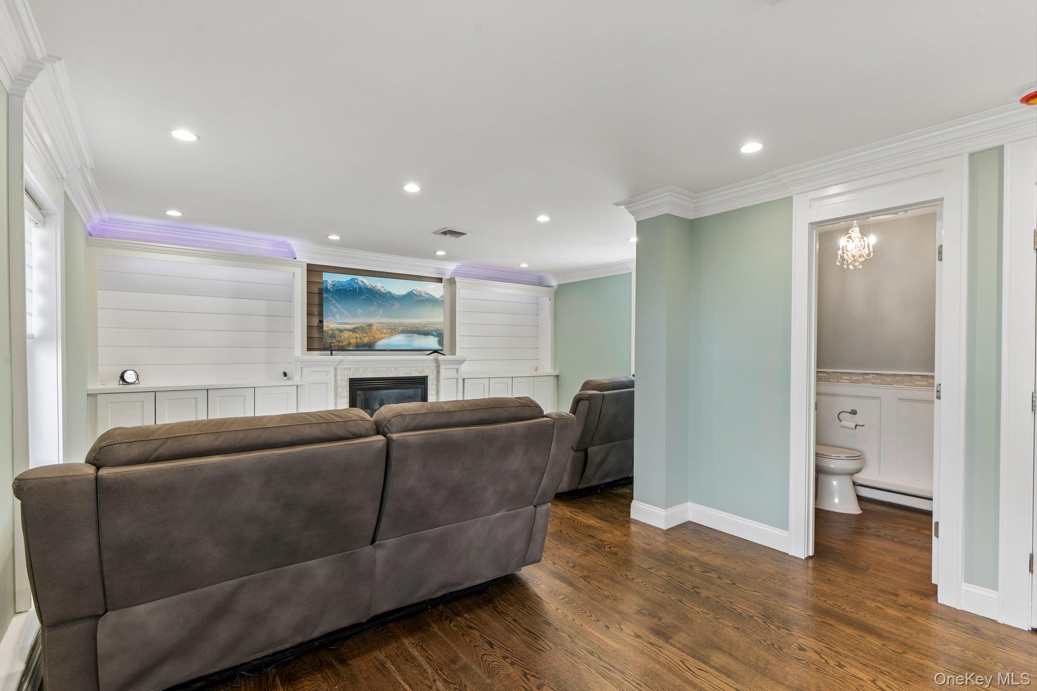 958 Alan Drive