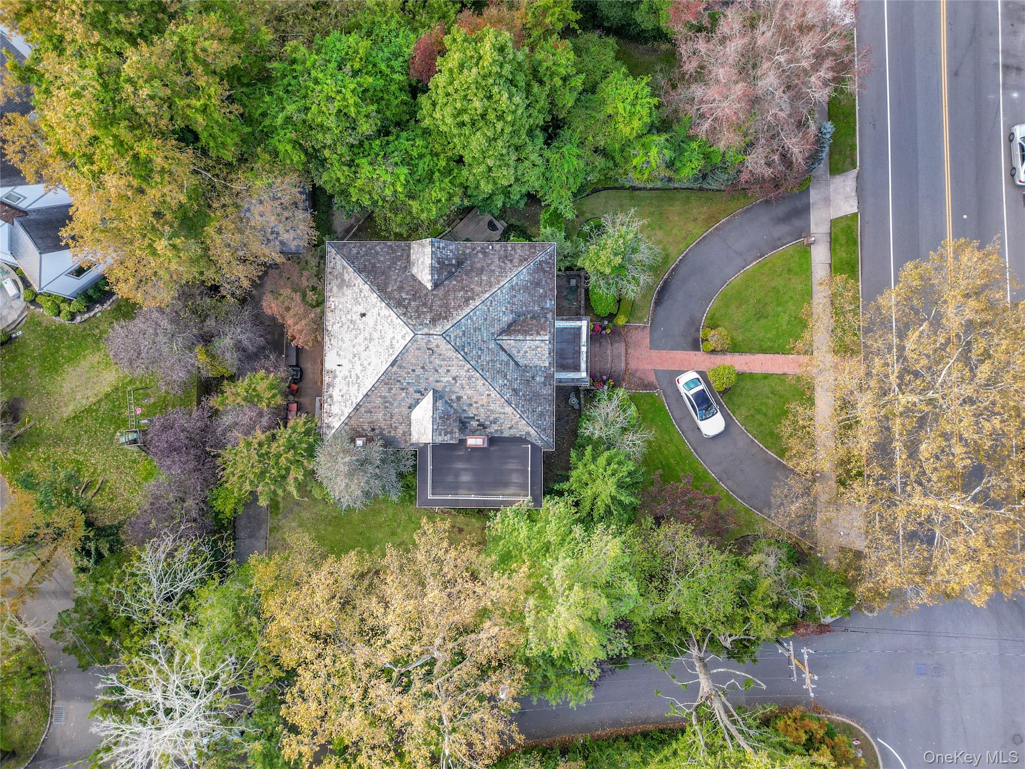 Woodsburgh, New York 11598, United States, 5 Bedrooms Bedrooms, ,4 BathroomsBathrooms,Residential,Active,232181