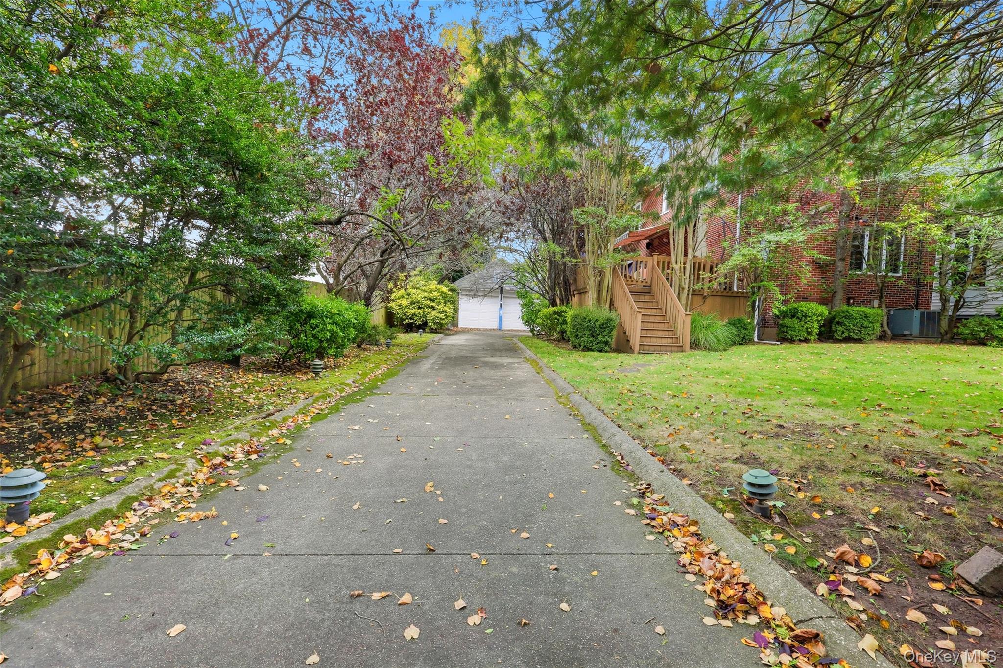 Woodsburgh, New York 11598, United States, 5 Bedrooms Bedrooms, ,4 BathroomsBathrooms,Residential,Active,232181