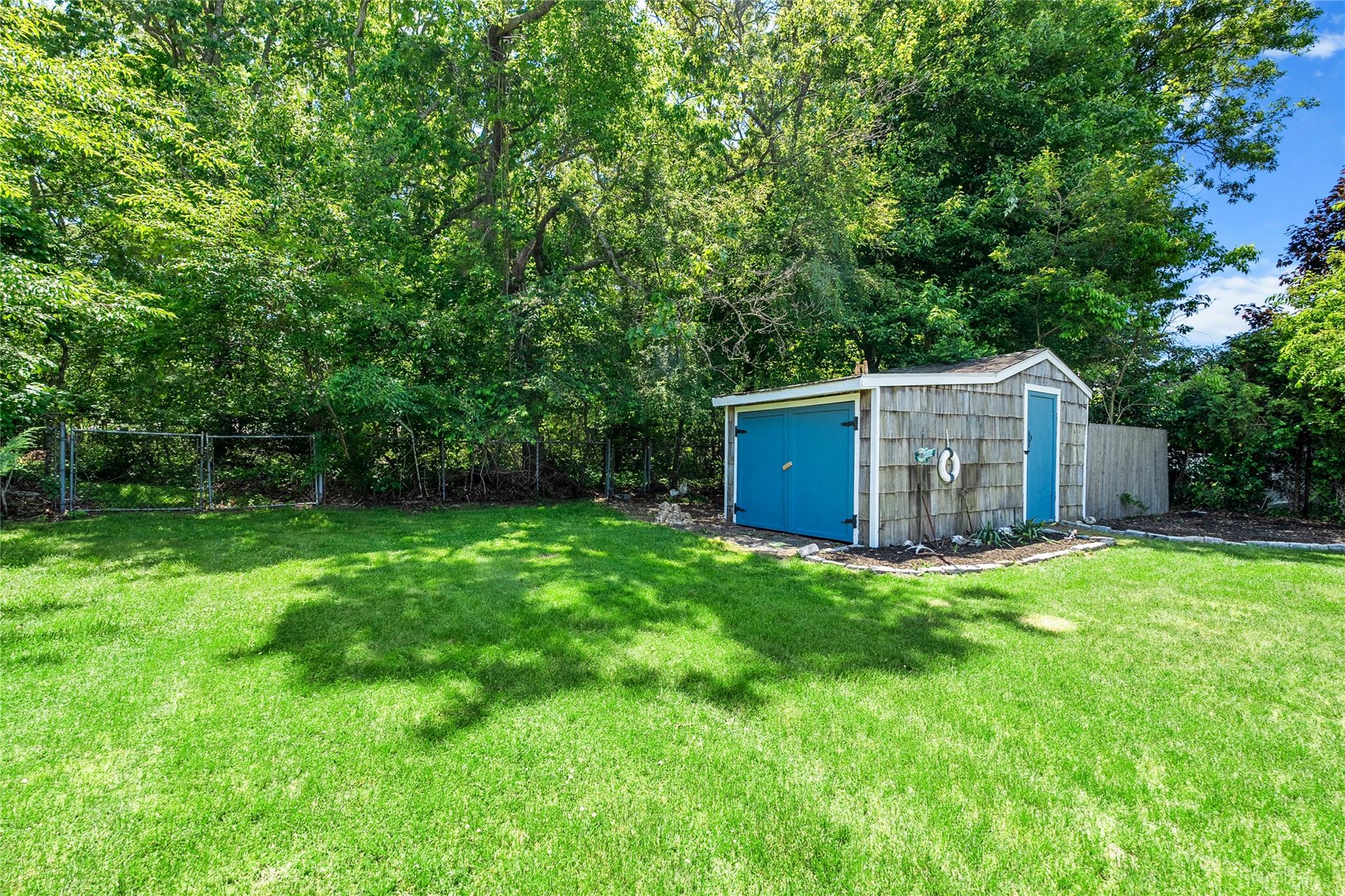 20 Spruce Street, Selden, New York image 32