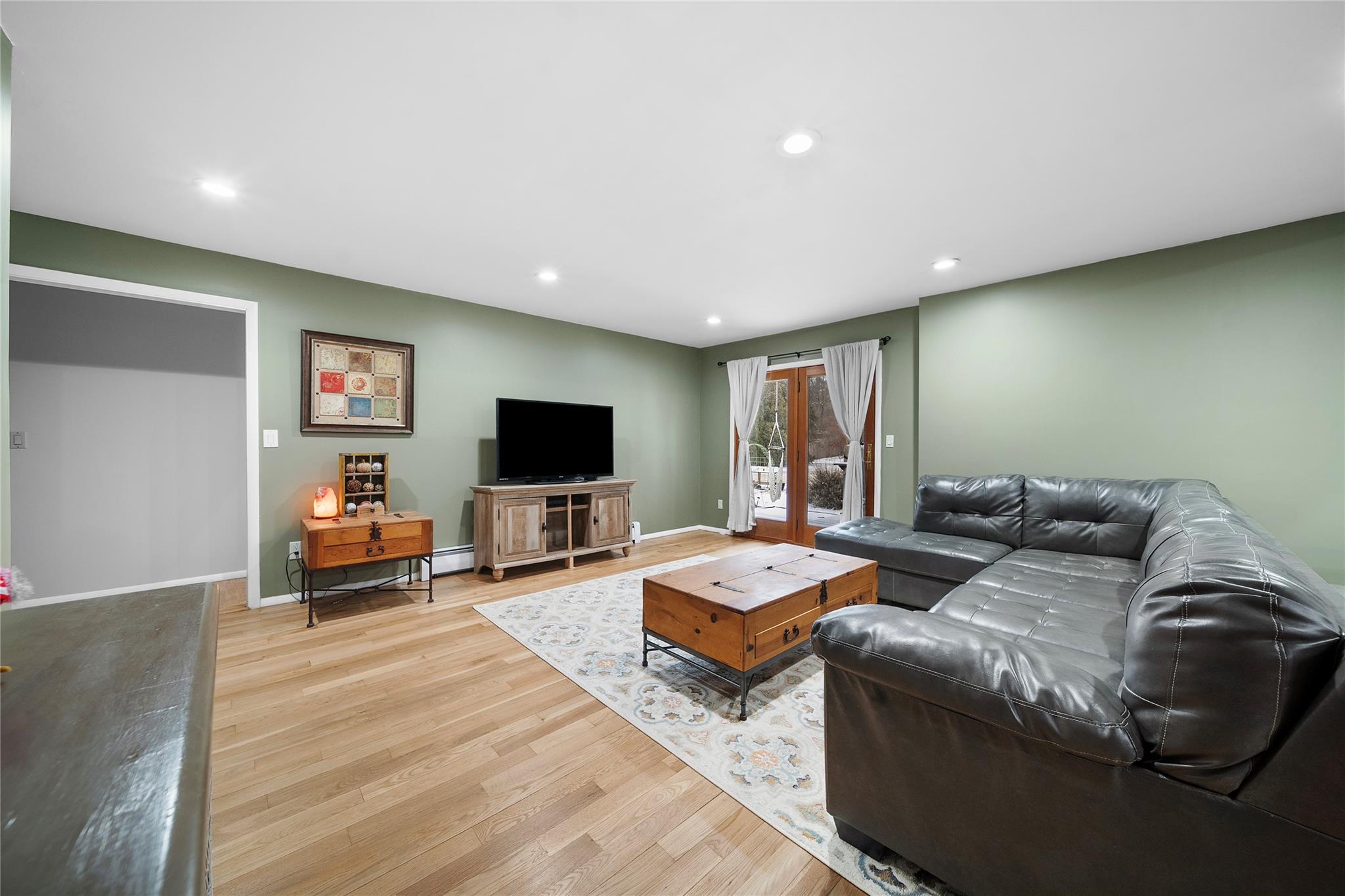 20 Spruce Street, Selden, New York image 6