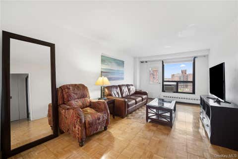 Homes For Sale - 61-35 98th Street #12M<br/> Rego Park, NY 11374