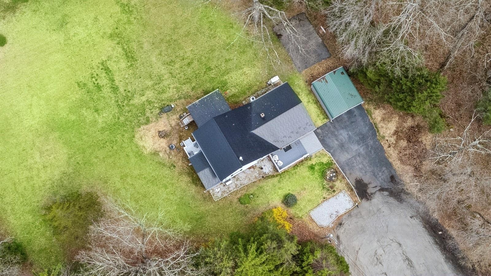 Creek Bend Road, Hopewell Junction, New York - 3 Bedrooms  
2 Bathrooms  
9 Rooms - 