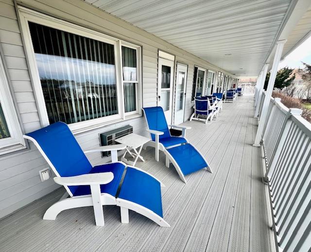 231 Dune Road #919, Westhampton Beach, New York image 9