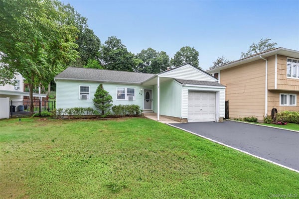 69 TERRACE DR, EAST NORTHPORT, NY 11731 - Image e6feabb3431f0e1b49b85a8404fce2fa/387748130