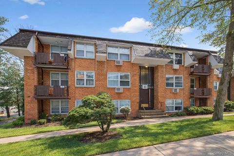 81 Kearsing Parkway A Monsey NY 10952