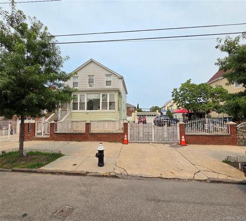 Homes For Sale - 2241 Haviland Avenue<br/> Bronx County, Bronx, NY 10462