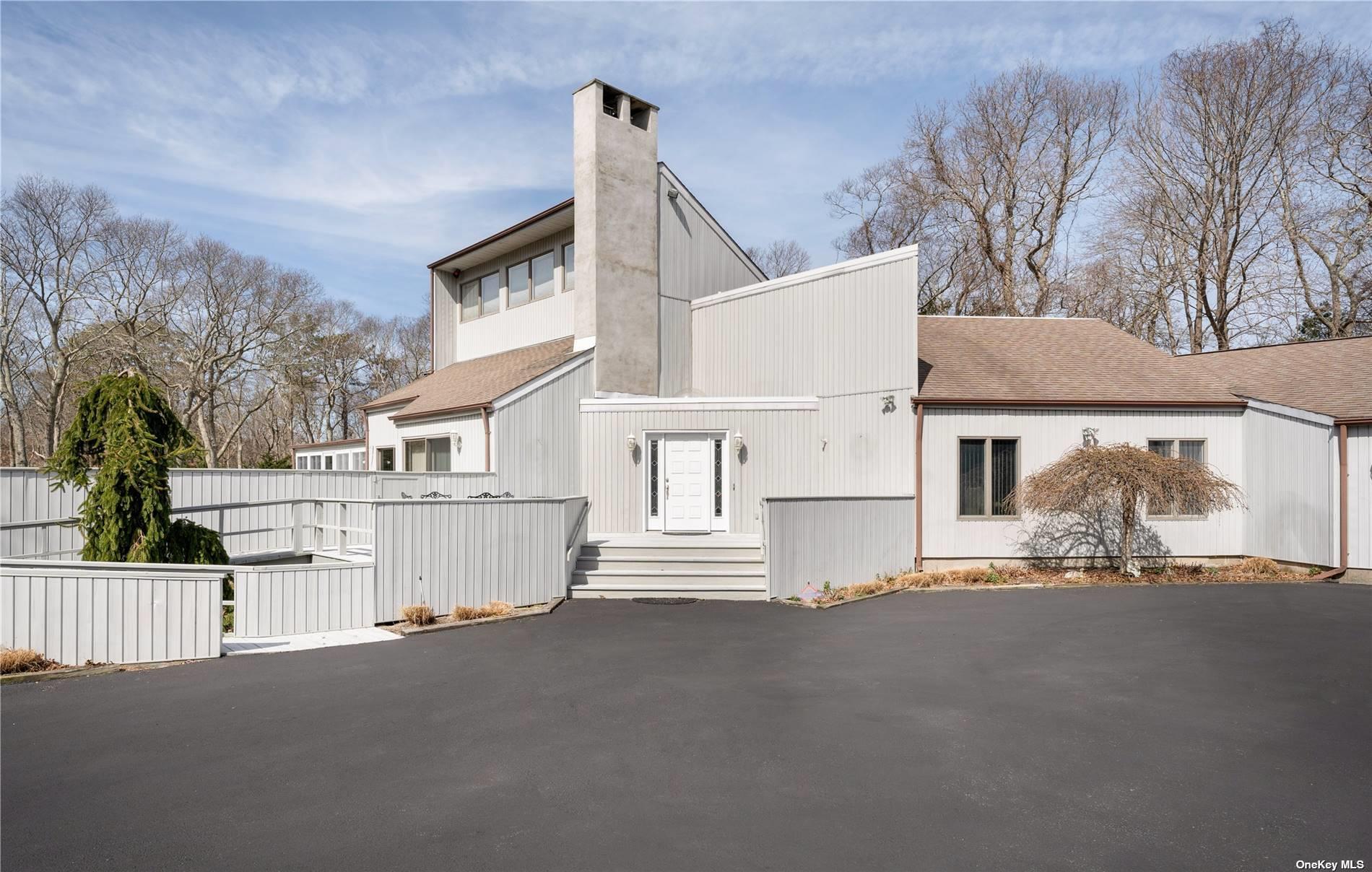 11 Trail Road, Hampton Bays, New York image 36