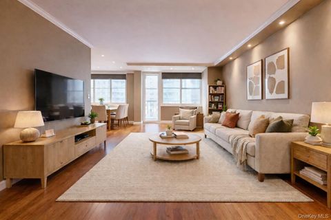 Homes For Sale - 118-17 Union Turnpike #5H<br/> Forest Hills, NY 11375