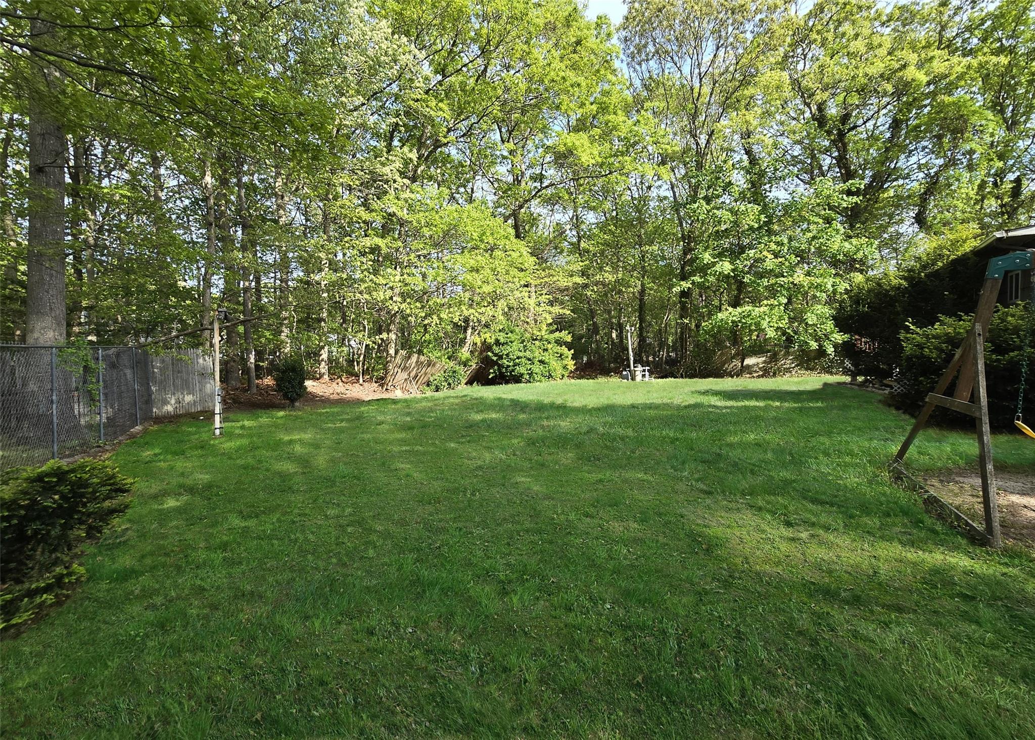 458 Helene Ave Ave, Shirley, New York image 18