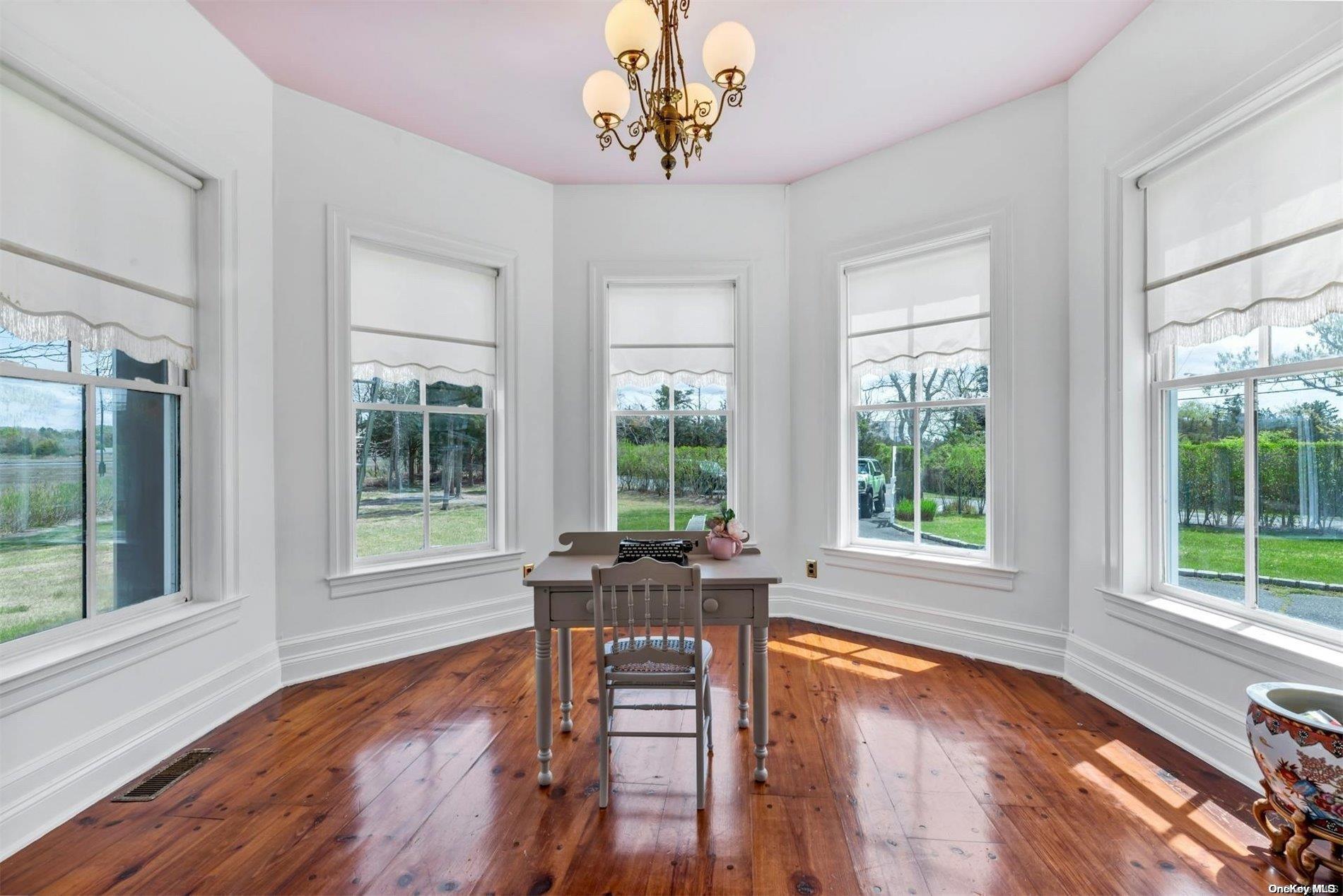 13555 New Suffolk Avenue, Cutchogue, New York image 7