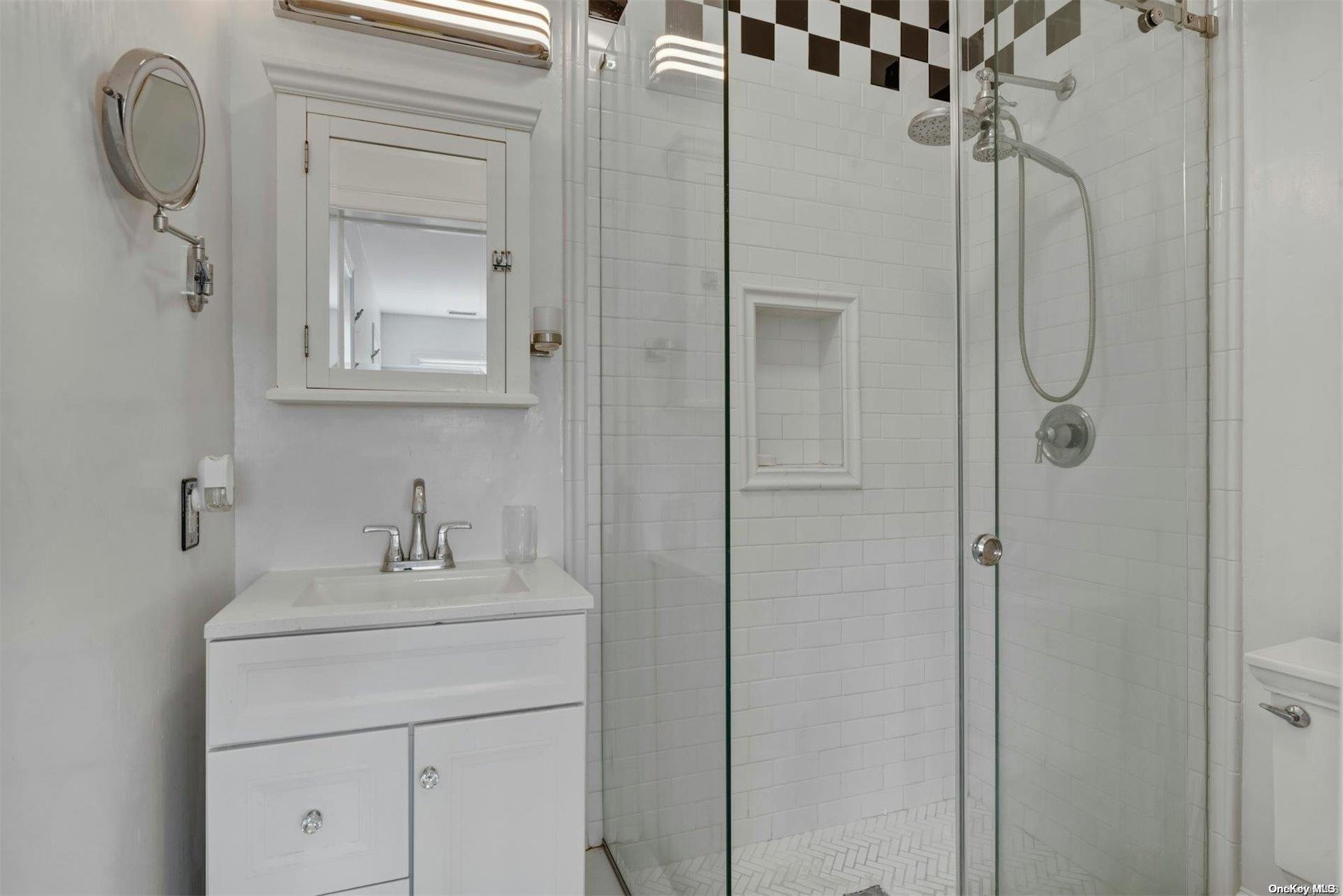 13555 New Suffolk Avenue, Cutchogue, New York image 19