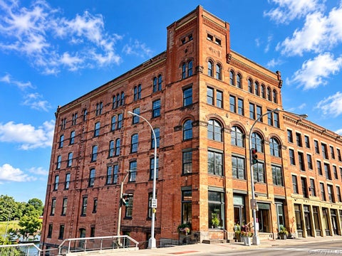 Apartment For Rent - 155 S River St St #A2<br/> Troy, NY 12180