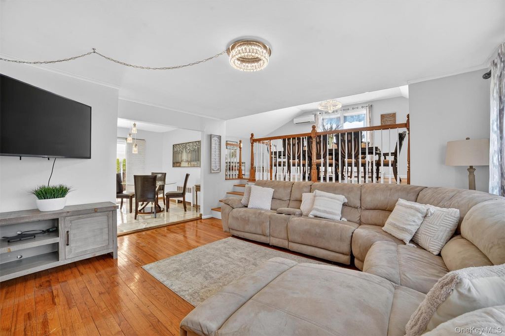 Photo of 3510 Overlook Avenue, Yorktown Heights, NY 10598 (MLS # 983428)